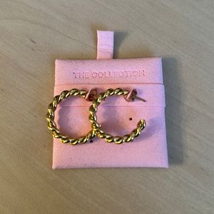 NWOT twisted gold hoops